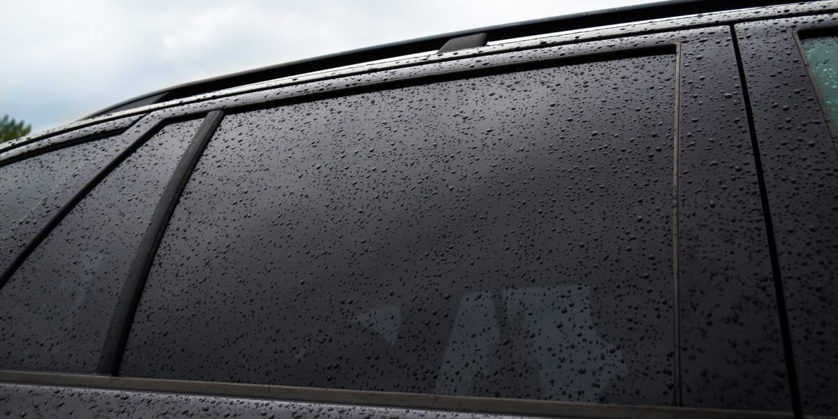 3 Reasons to Get Your Car Windows Professionally Tinted