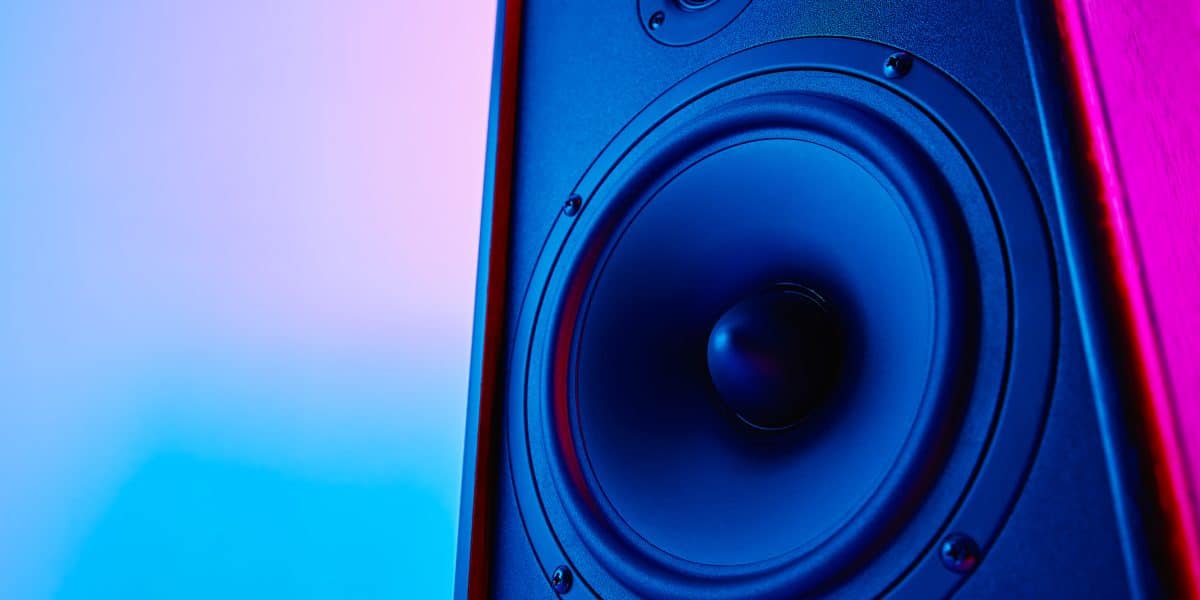 bass-speakers-tips-soundiego